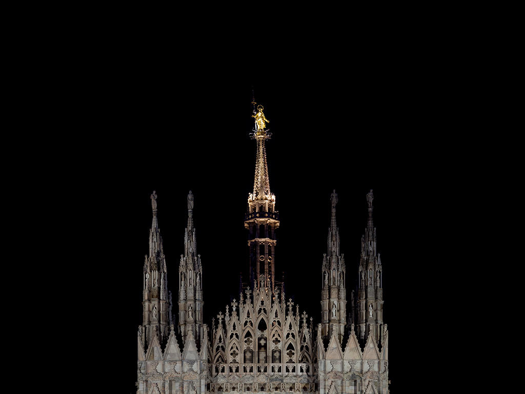 FuturoLuce_Madonnina_Duomo_01