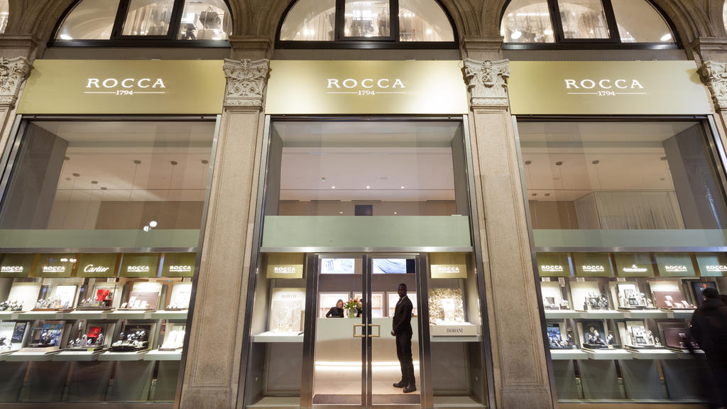 ROCCA 1794 DAMIANI Commerciale Futuro Luce